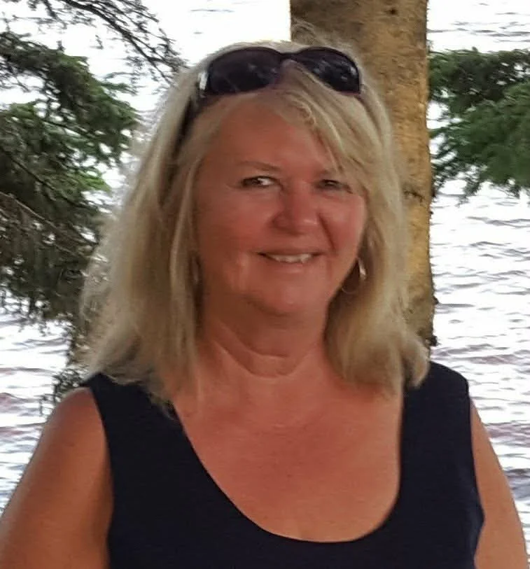 sue
